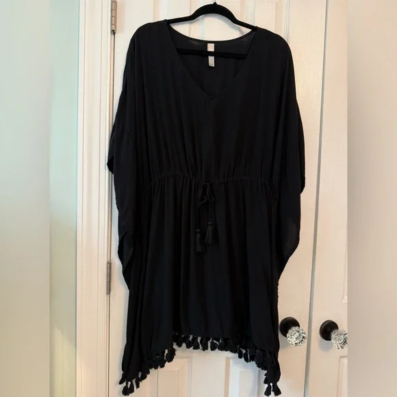 Cacique Black Tunic with Tassel Hem - Picture 1 of 5